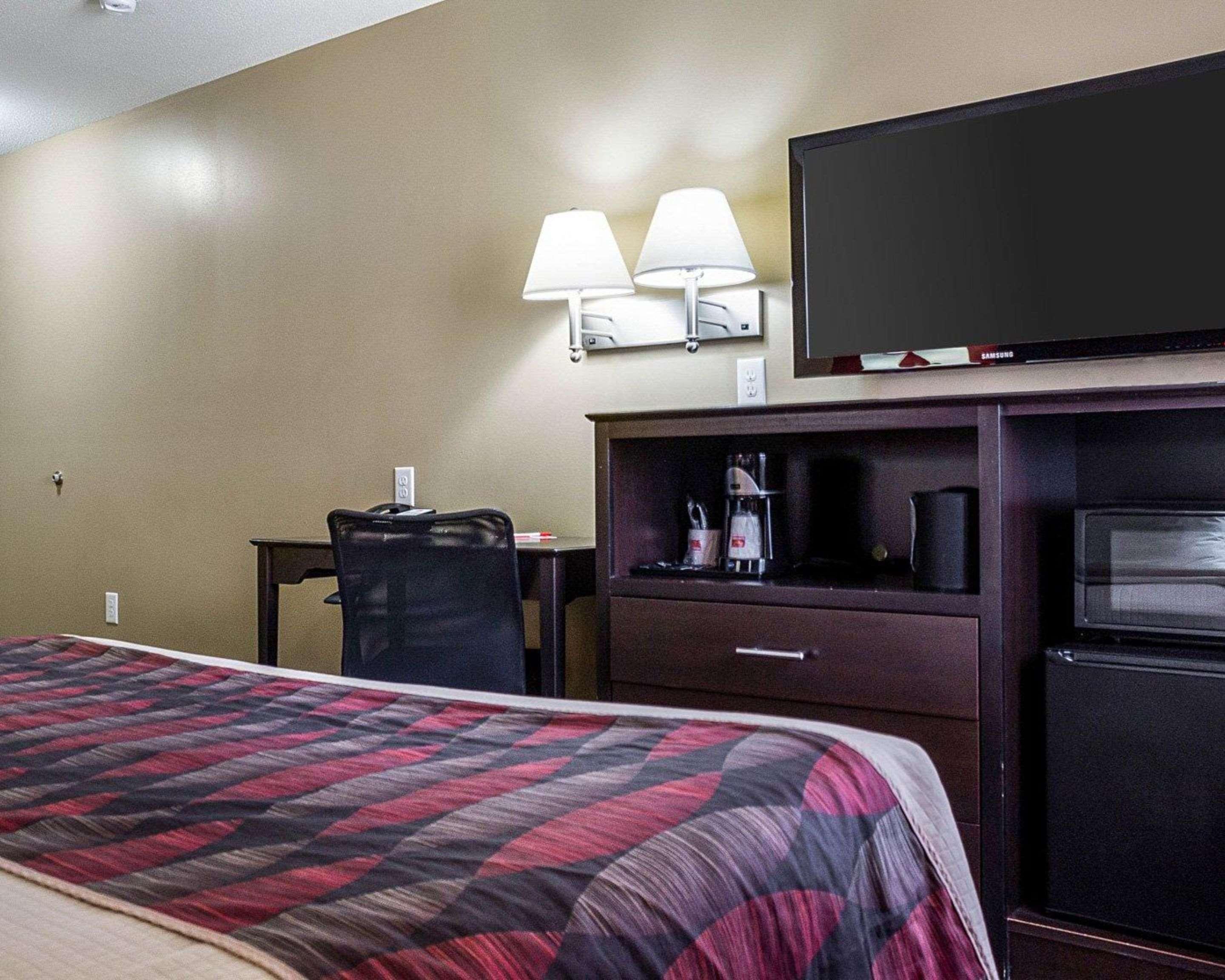 Econo Lodge Джеймстаун Екстер'єр фото